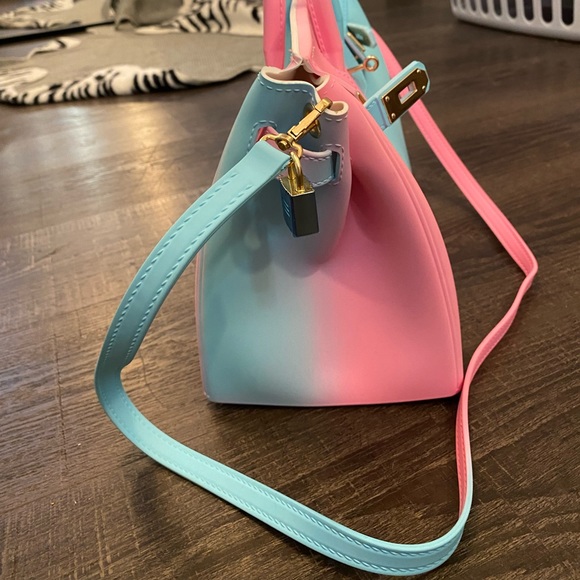 CANDY HANDBAG 👛 NWOT - Picture 11 of 11